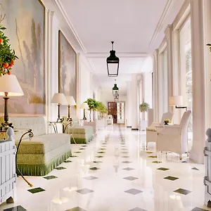 Le Bristol Paris, Oetker Otel