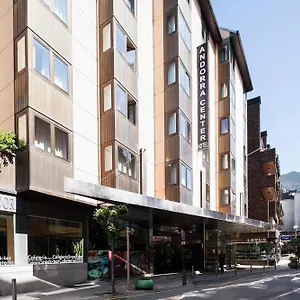 Otel Center ****