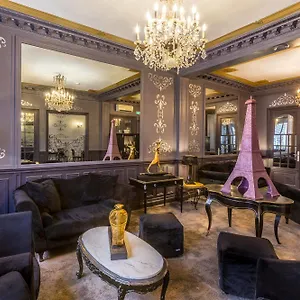 Louvre Otel