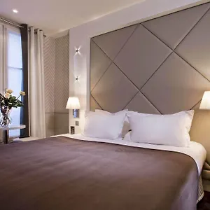 Hotel Longchamp Elysées, París